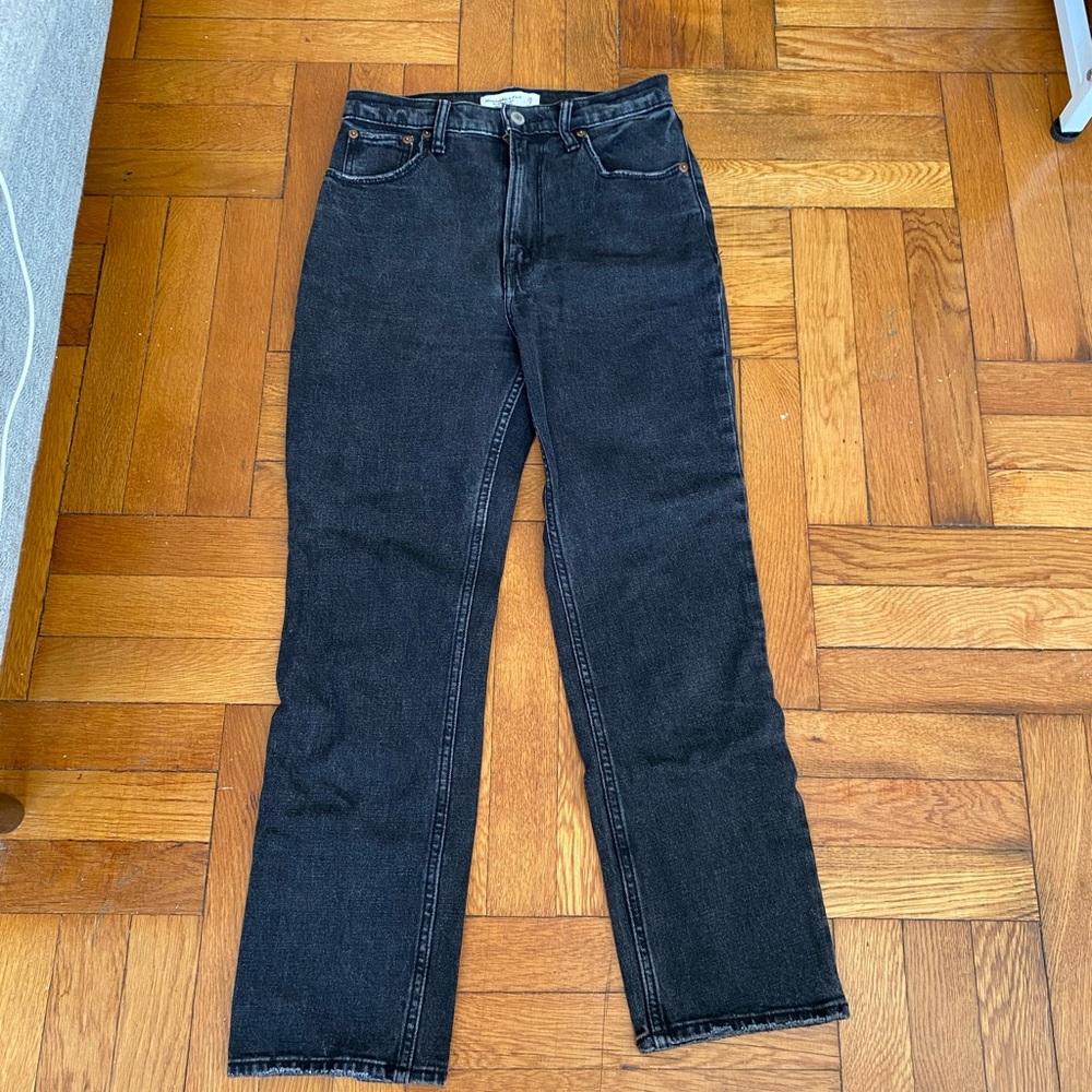 Abercrombie & Fitch Women's Black Straight Leg Jeans - Sz 26/2